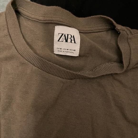 Lot of three tops size medium - Picture 3 of 7